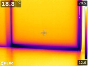 Building thermography with FLIR thermal imaging camera