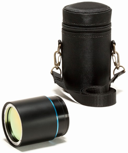 Objectif de gros plan avec un facteur de grossissement de 1,5 pour la caméra FLIR A655sc avec sac d'objectif.